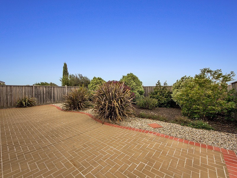 99  Middle Park Drive, Point Cook VIC 3030