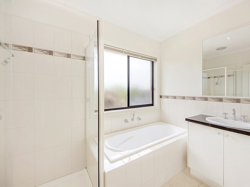 99  Middle Park Drive, Point Cook VIC 3030