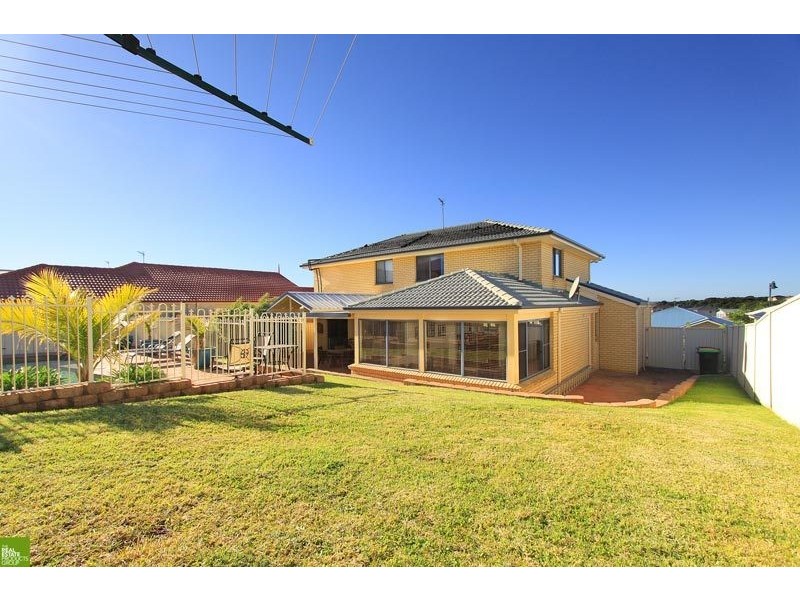 10  Dampier Crescent, Shell Cove NSW 2529