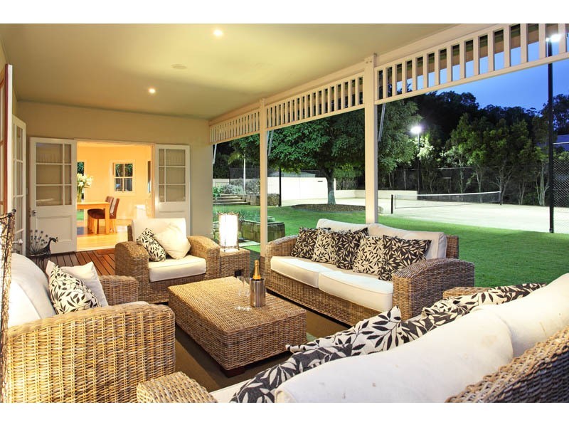 27 Mactier St, Fig Tree Pocket QLD 4069