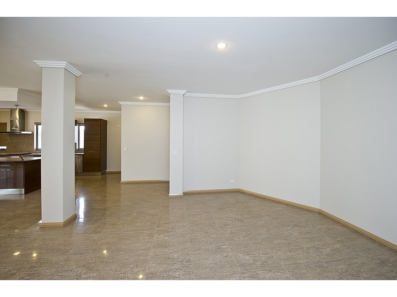 75 Beachside Pde, Yanchep WA 6035