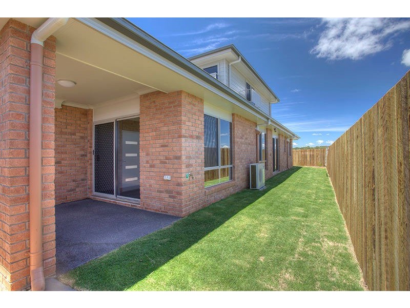 3/7 Alexander Ave, Highfields QLD 4352