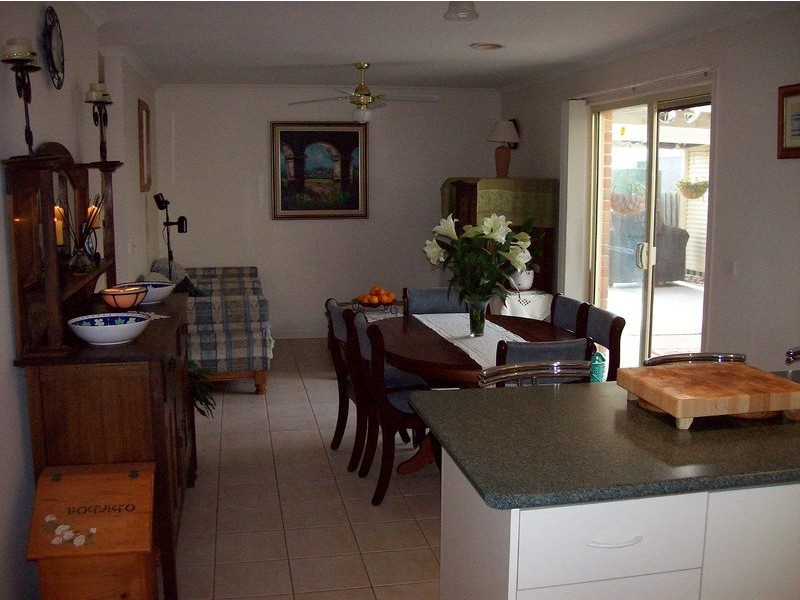 42  Dartmoor Drive, Cranbourne East VIC 3977