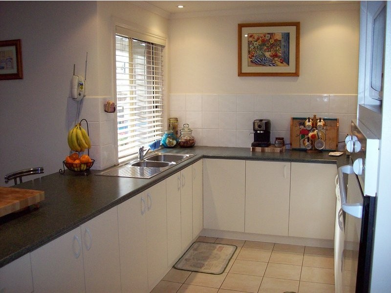 42  Dartmoor Drive, Cranbourne East VIC 3977
