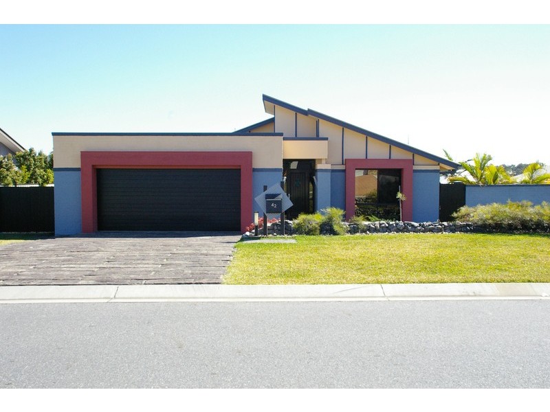 42 Oakwood Rd, Warner QLD 4500