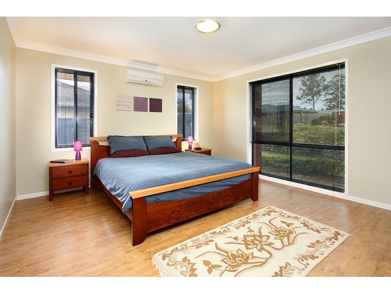 42 Oakwood Rd, Warner QLD 4500