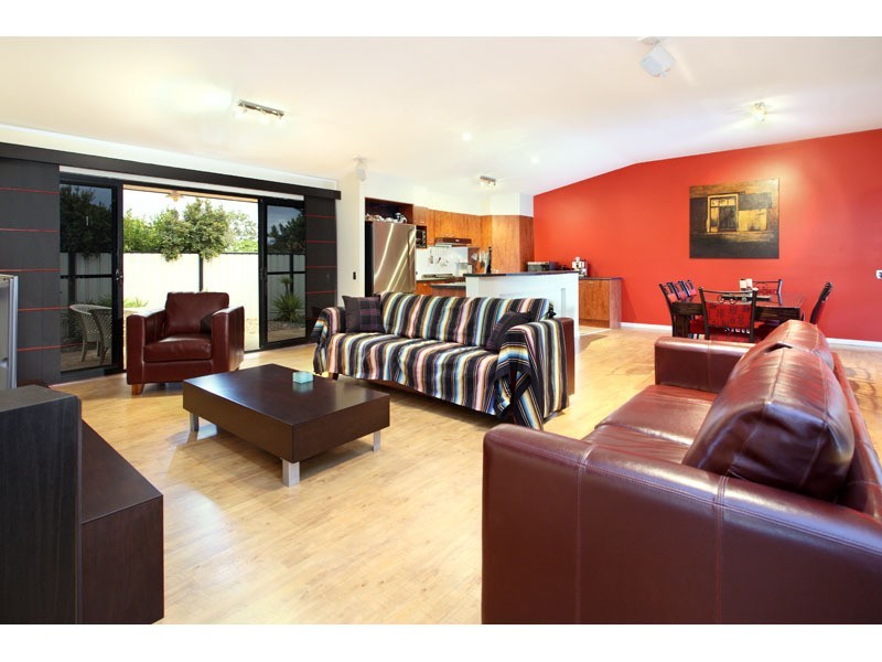 42 Oakwood Rd, Warner QLD 4500