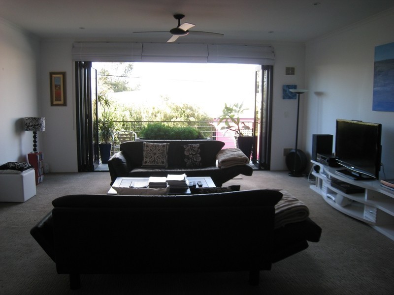 249  Lake St, Perth WA 6000