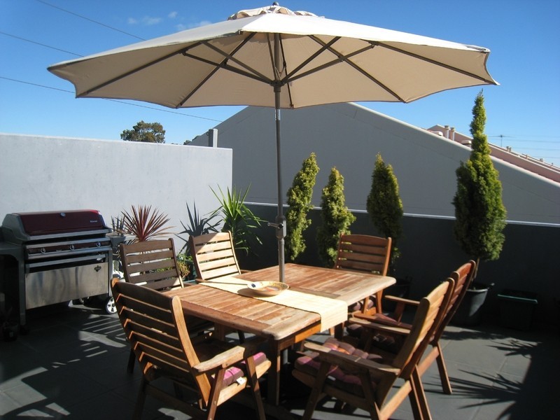 249  Lake St, Perth WA 6000
