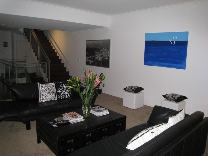 249  Lake St, Perth WA 6000
