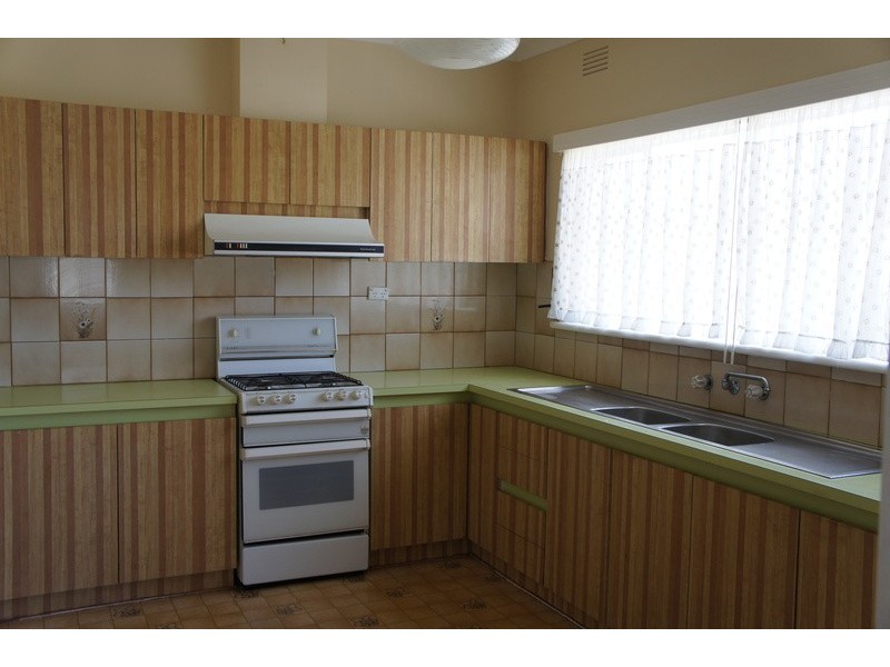 76 Cedar Street, Thomastown VIC 3074