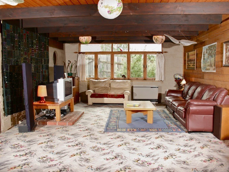 37 Bemboka Rd, Warranwood VIC 3134