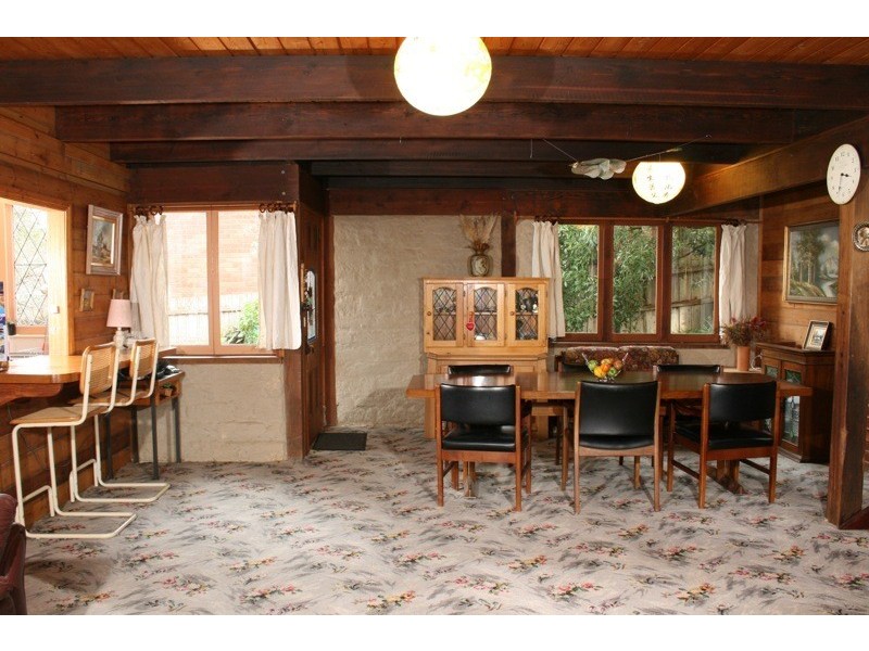 37 Bemboka Rd, Warranwood VIC 3134