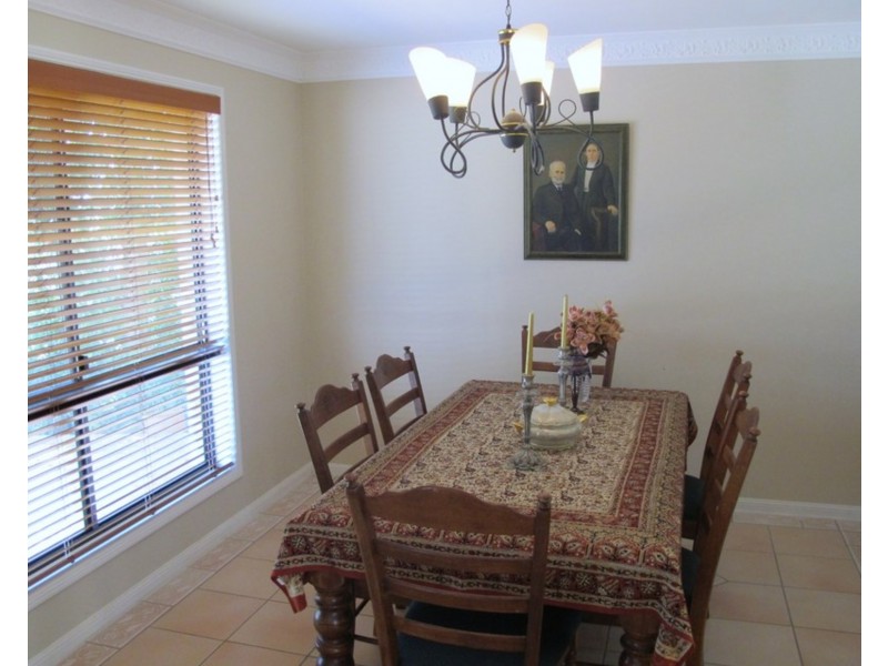 7 RIDGEWOOD RD, Little Mountain QLD 4551