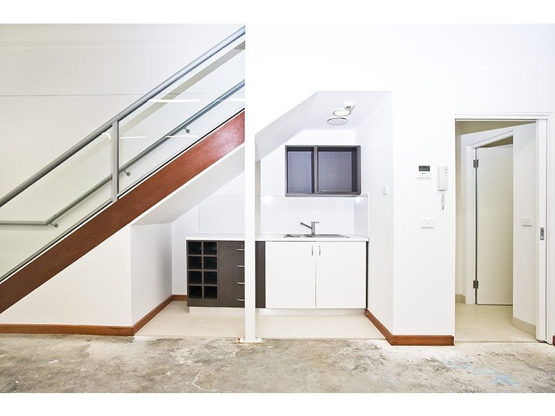 4 Lux Way, Brunswick VIC 3056