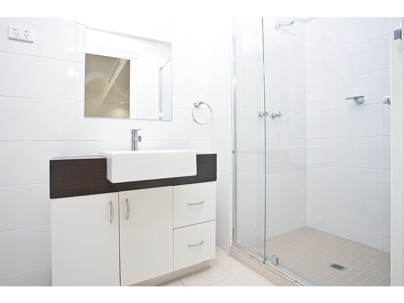 4 Lux Way, Brunswick VIC 3056