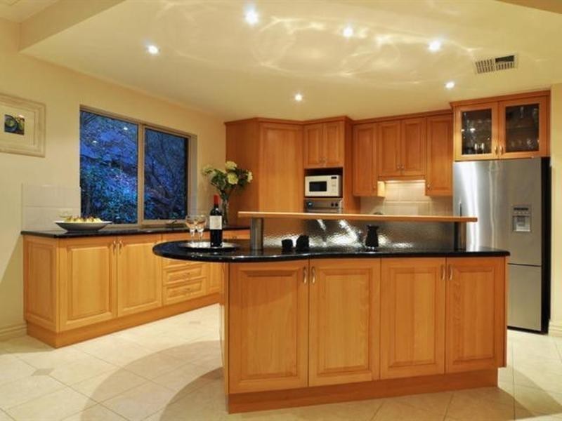 16 Rostrevor Rd, Stirling SA 5152