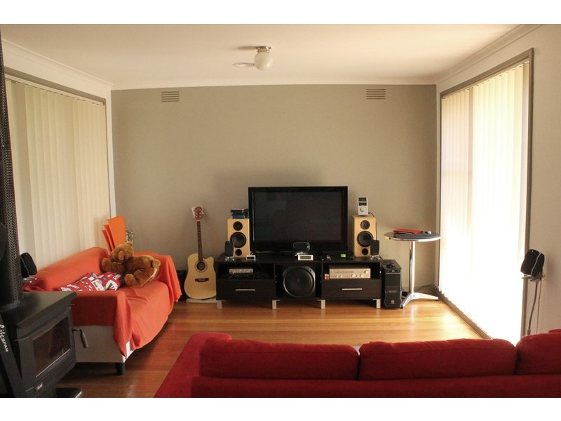 42 Ventnor Crescent, Coolaroo VIC 3048