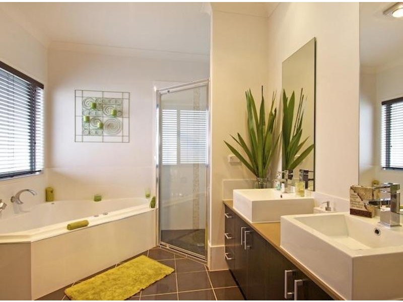 44  York Creek Crescent, Reedy Creek QLD 4227