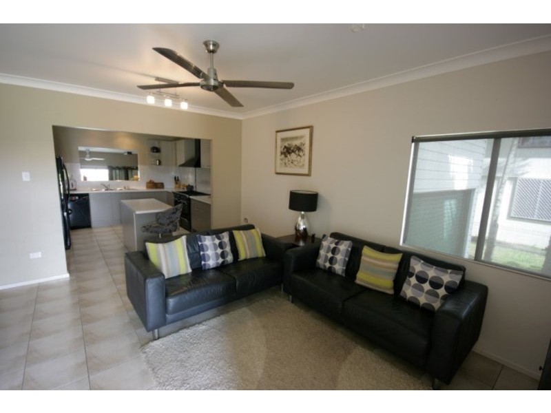 11 Moretti Street, Ingham QLD 4850