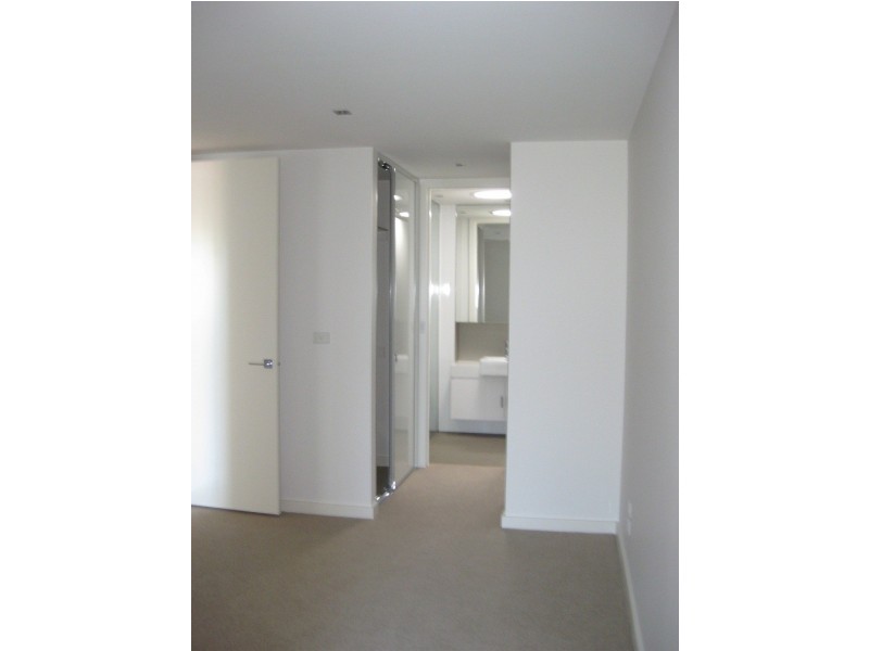 12/42 Eucalyptus Drive, Maidstone VIC 3012