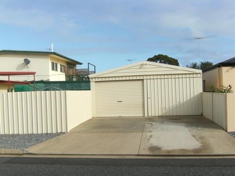 17 Sir Keith Smith Drive, North Haven SA 5018