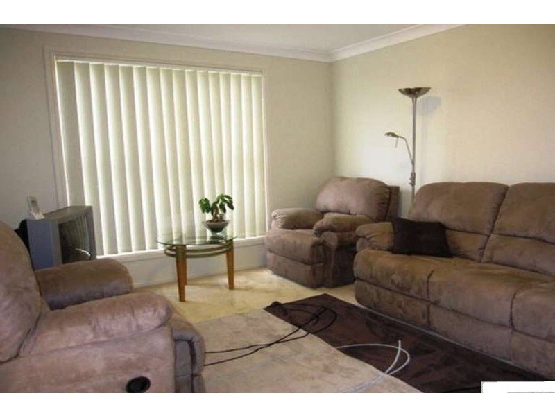 35 Anvil St, Greta NSW 2334