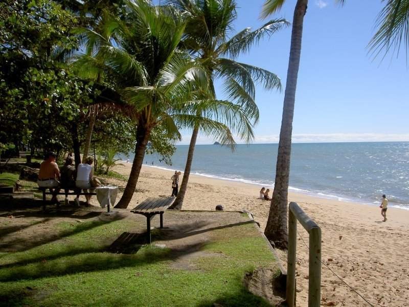 5/9-11 Oyster Court, Trinity Beach QLD 4879