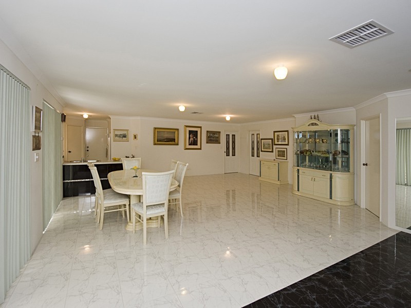 4A Highman St, South Guildford WA 6055