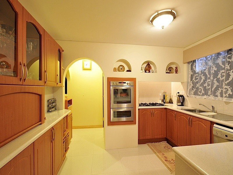 28 Campbell Drive, Hillarys WA 6025