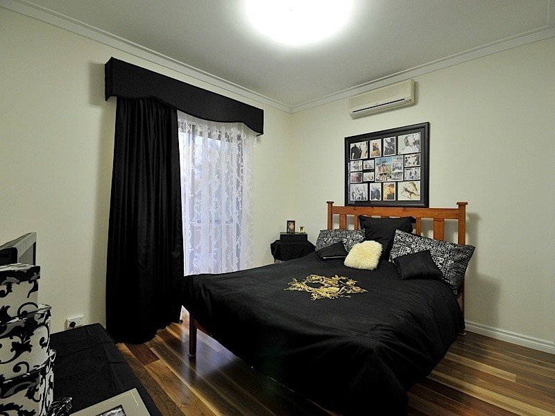 28 Campbell Drive, Hillarys WA 6025