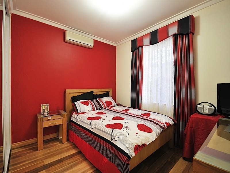 28 Campbell Drive, Hillarys WA 6025