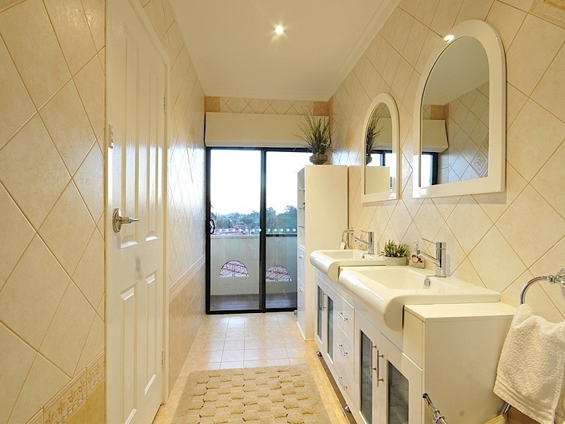 28 Campbell Drive, Hillarys WA 6025