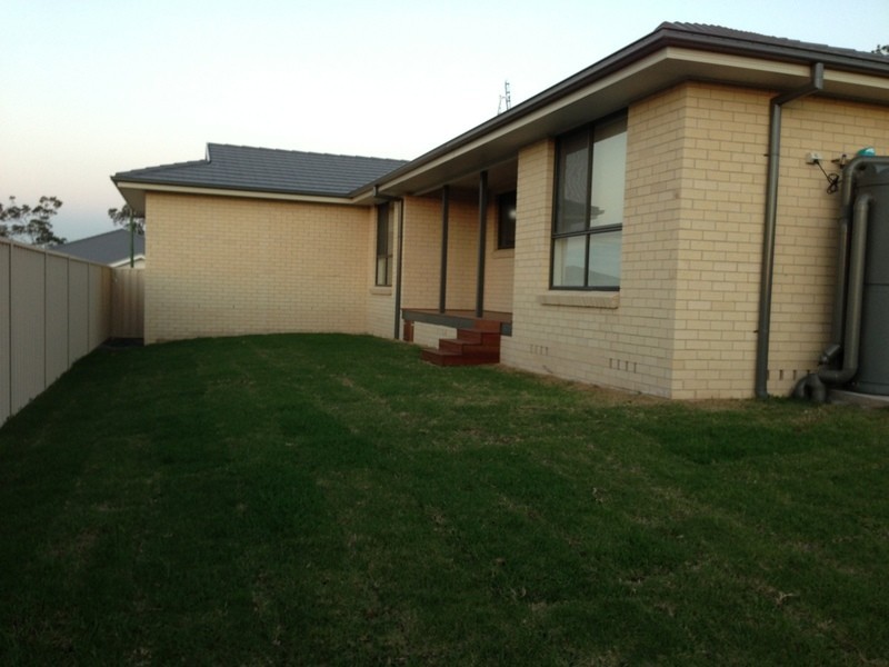 1 Carlow Way, East Maitland NSW 2323