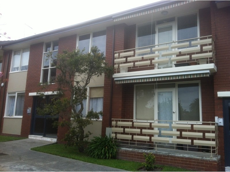 4/8 Alicia Street, Hampton VIC 3188