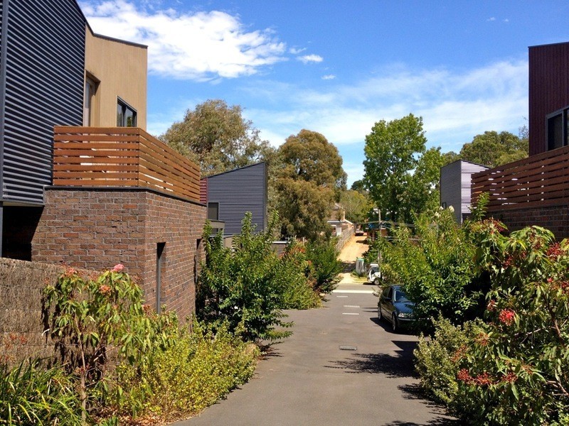 4/18 Ross Road, Croydon VIC 3136