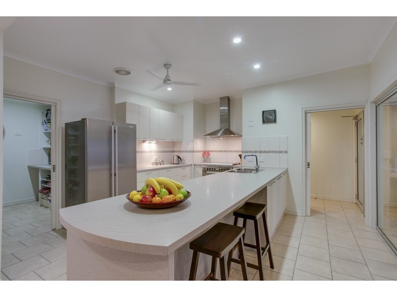 15 Moore Street, Ferntree Gully VIC 3156