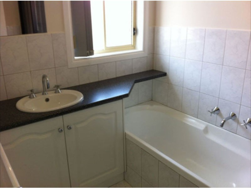 58 LEE ST, Deer Park VIC 3023