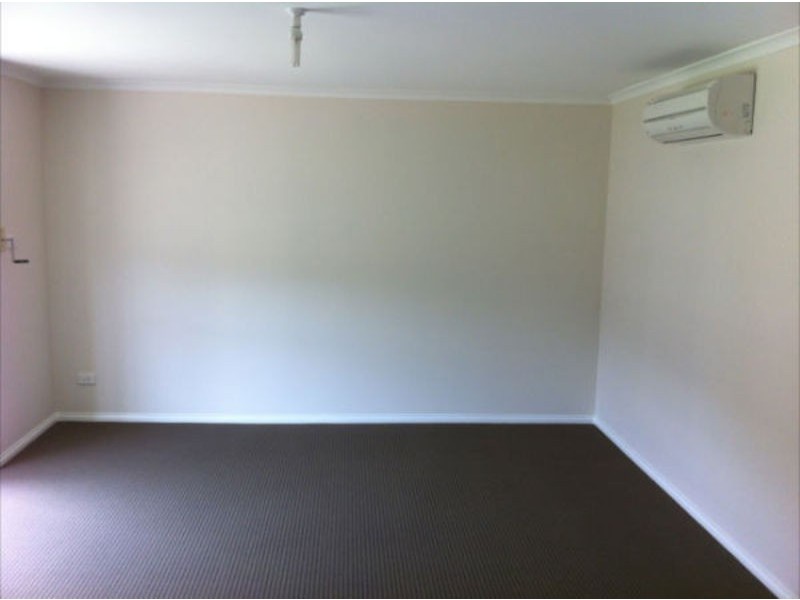 58 LEE ST, Deer Park VIC 3023