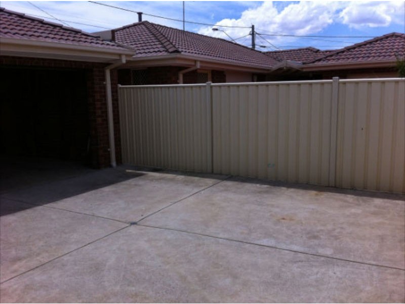 58 LEE ST, Deer Park VIC 3023