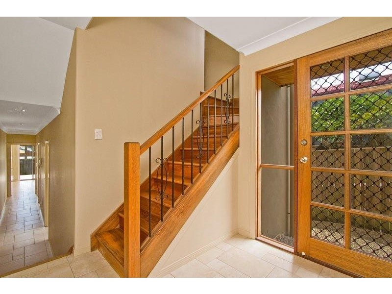 2/23 Biby Street, Tugun QLD 4224