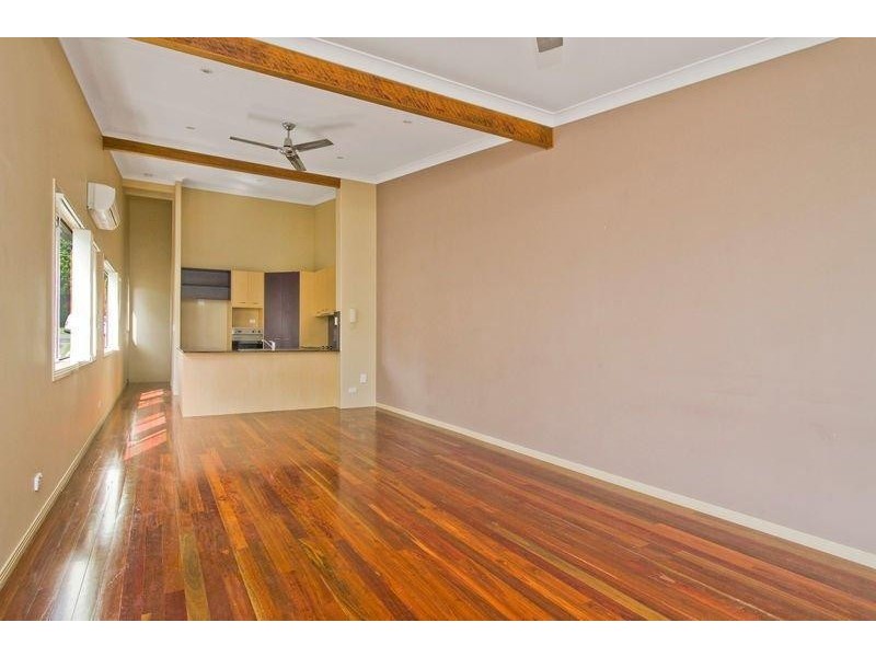 2/23 Biby Street, Tugun QLD 4224