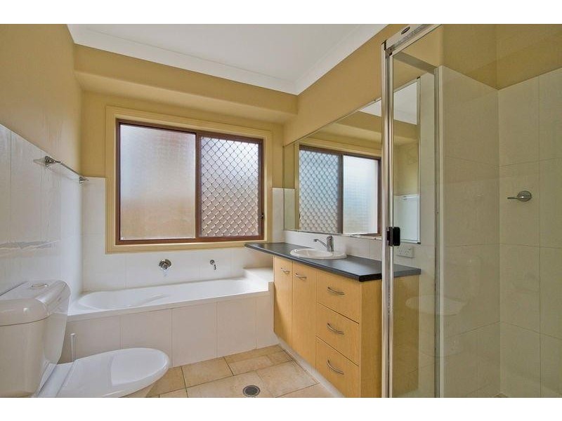 2/23 Biby Street, Tugun QLD 4224