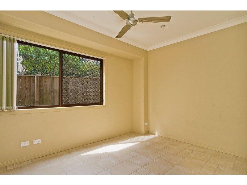 2/23 Biby Street, Tugun QLD 4224