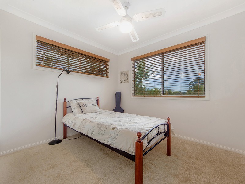 15 Ballarat Court, Tallai QLD 4213