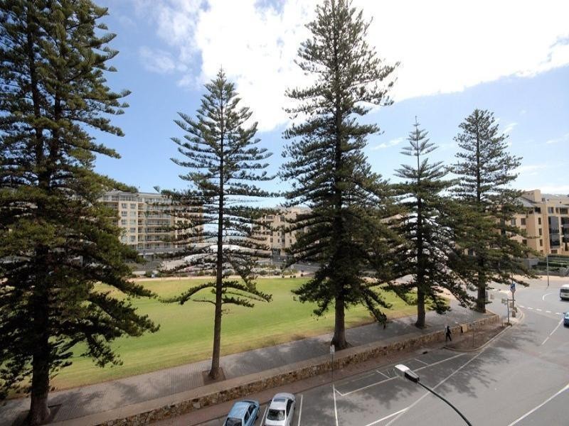414/27 Colley Terrace, Glenelg SA 5045