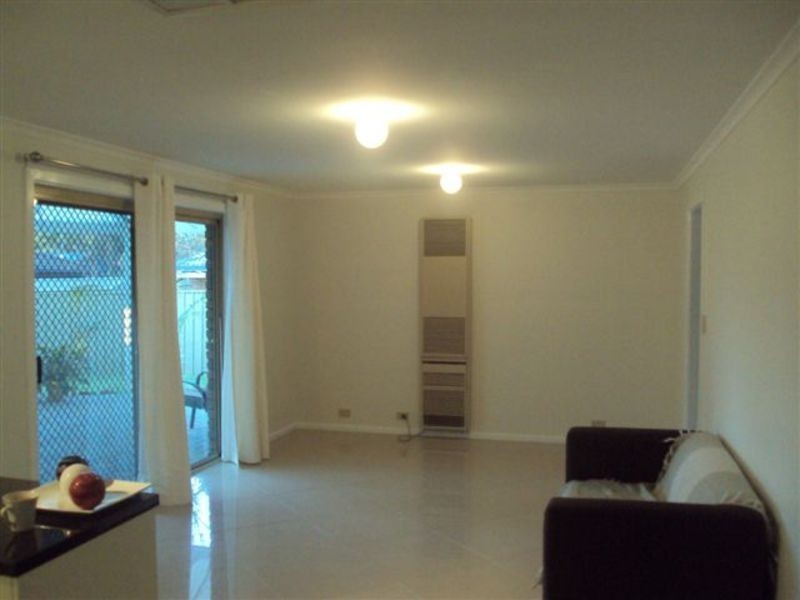10 Normandy Rd, Woodcroft SA 5162