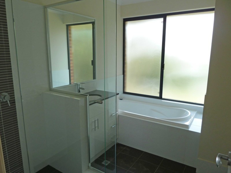 28 Collins Street, Yokine WA 6060