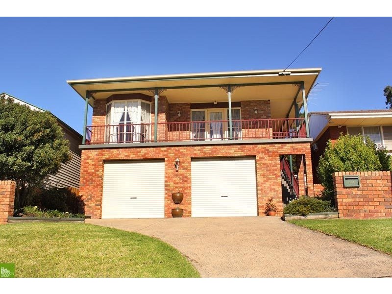 183 Kanahooka Rd, Kanahooka NSW 2530