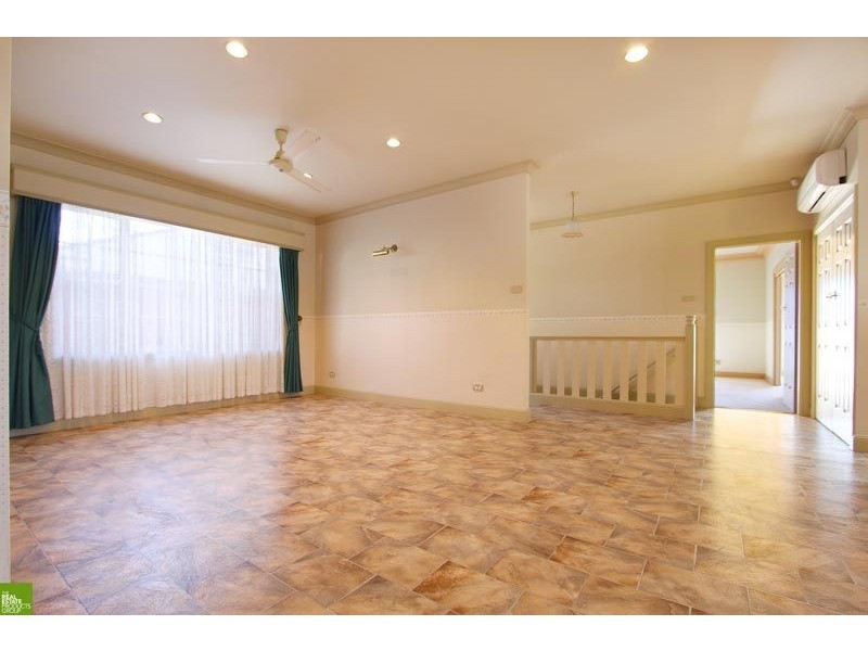 183 Kanahooka Rd, Kanahooka NSW 2530